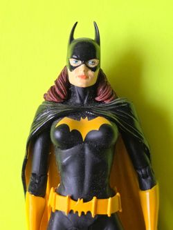 Batgirl 7 inch Action Figure - Justice League