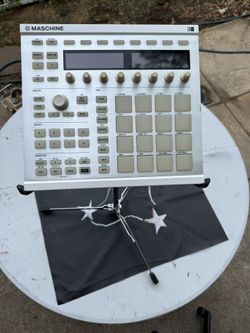 Native Instruments Machine Mk Three Midi Controller