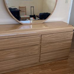 Vanity / 2 Nightstands