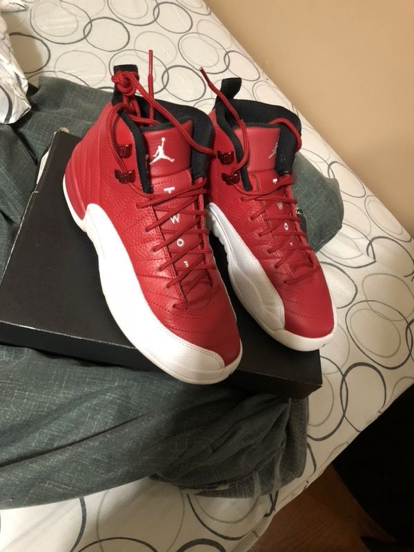 Air Jordan 12s Size 6