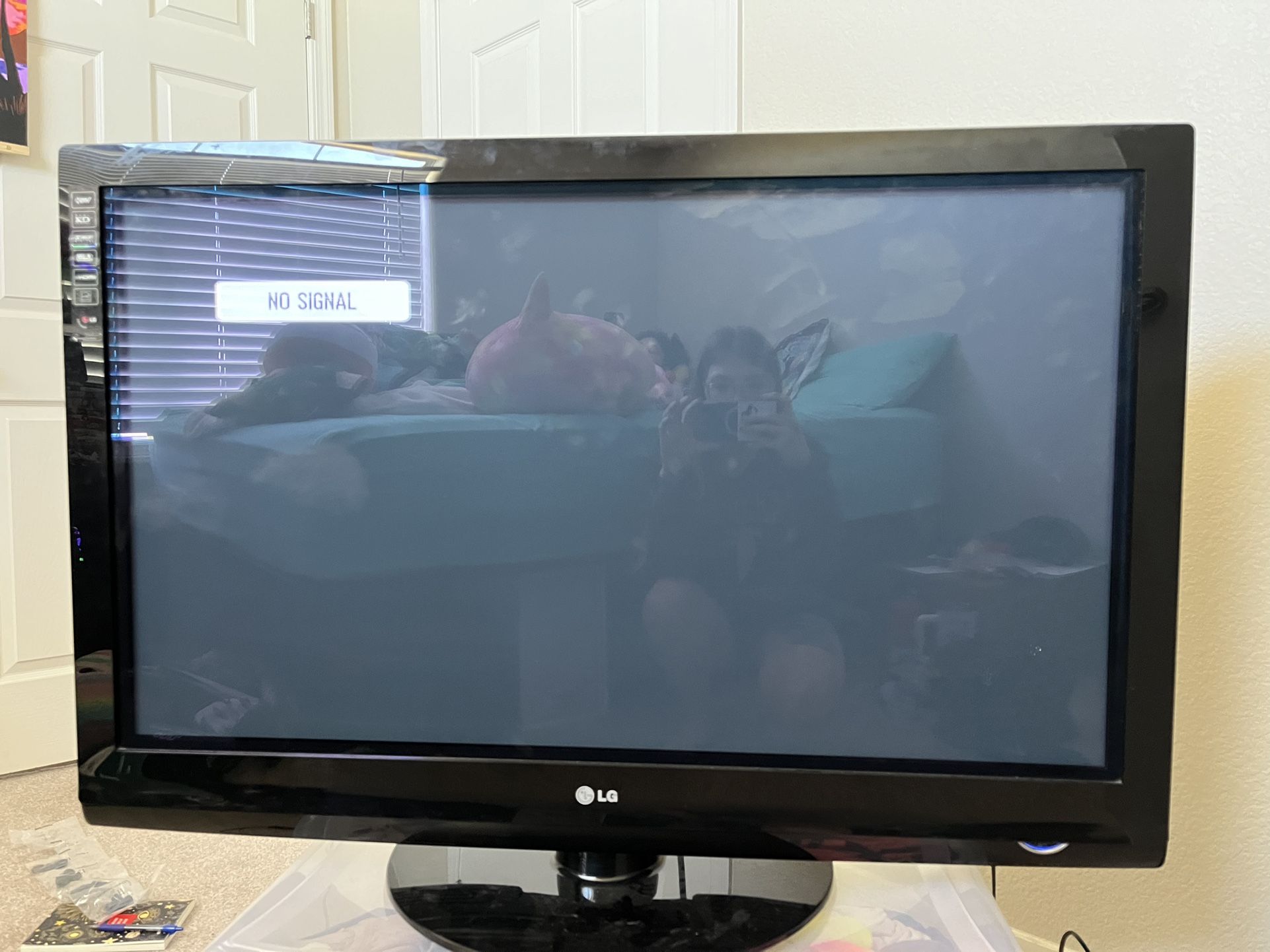 Black 42” LG TV