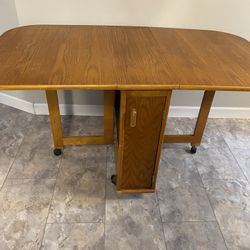 Expandable Drop Leaf Table