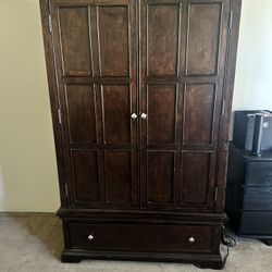 Works great as a media cabinet, bedroom armoire, craft storage, home office cabinet, or linen storage.– Fits 42” TV 