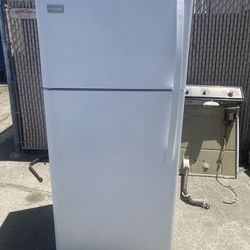 Frigidaire Refrigerator Apartment Size