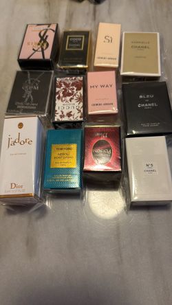 Lot of 12 Assorted Women's Mini Perfume Travel Size 7.5ml Brand New Sealed
