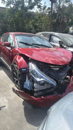 2018 Toyota CHR xle premium