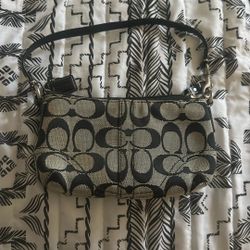Coach Wristlet Bag 