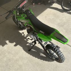 2022 SSR 110cc dirt bike