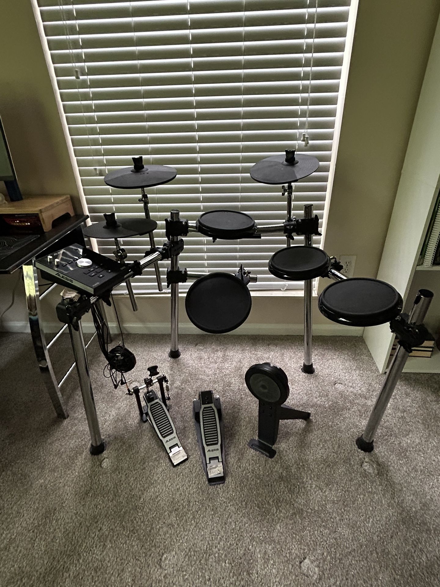 Alesis Forge Kit, Drum Kit, Electric Drumset
