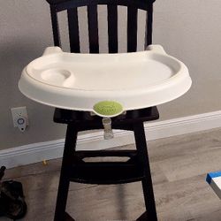 Free Wooden High Chair By Summer- 1799 N Highland Ave In Clearwater 