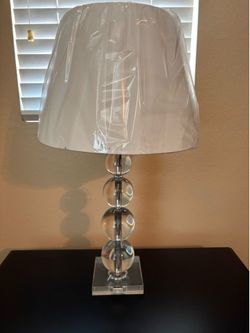 2 Modern table lamps with clear circle stacked crystal spheres
