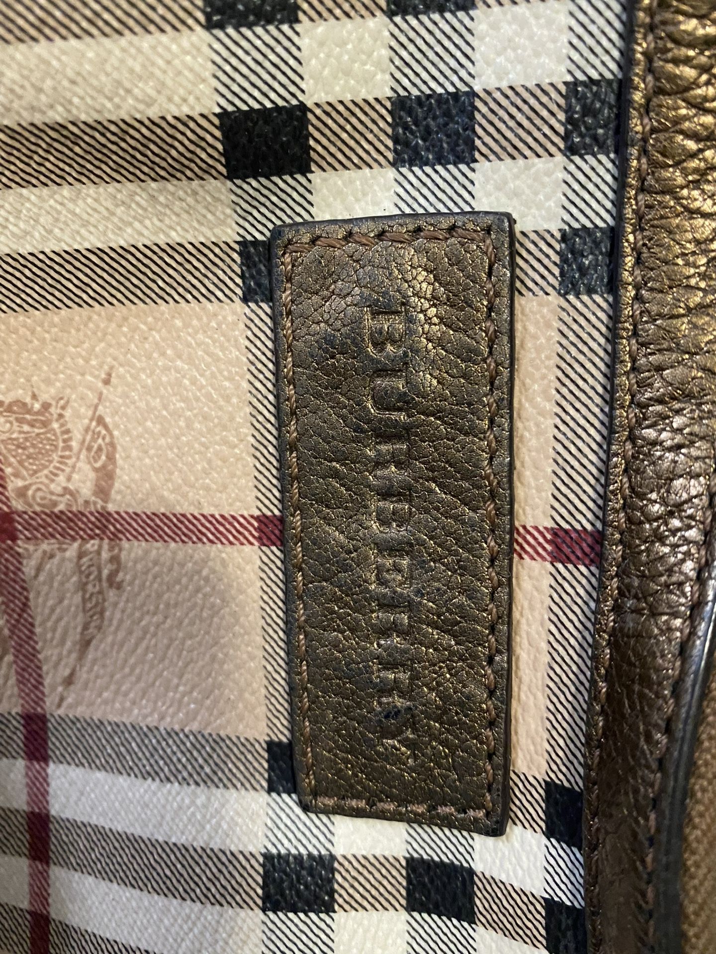 Authentic Burberry Purse for Sale in Rocklin, CA - OfferUp