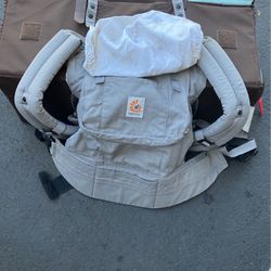 Gray Ergo Baby Carrier Front Pack 