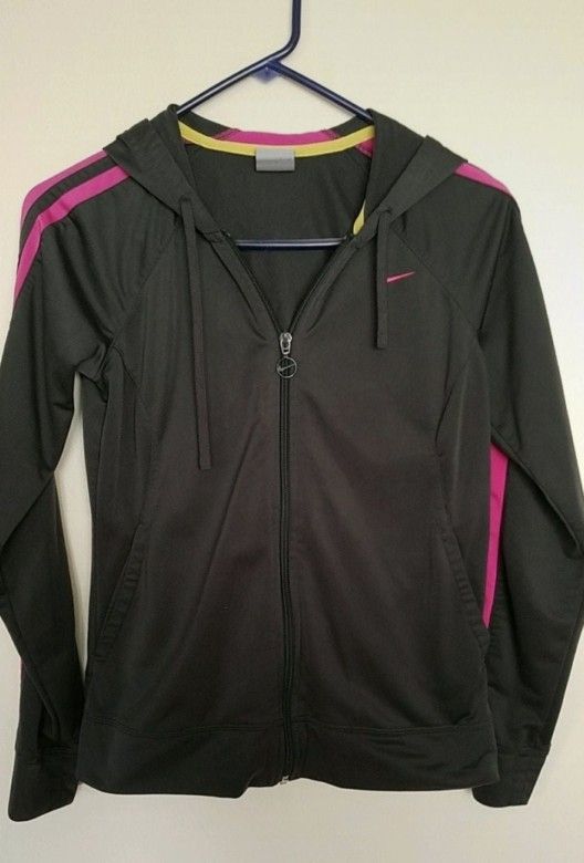 Women's Nike Athletic Zip Up Size Small