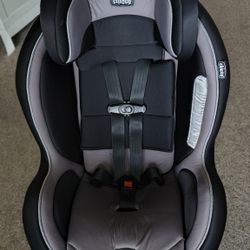 Chicco NextFit Zip Convertible Car Seat.