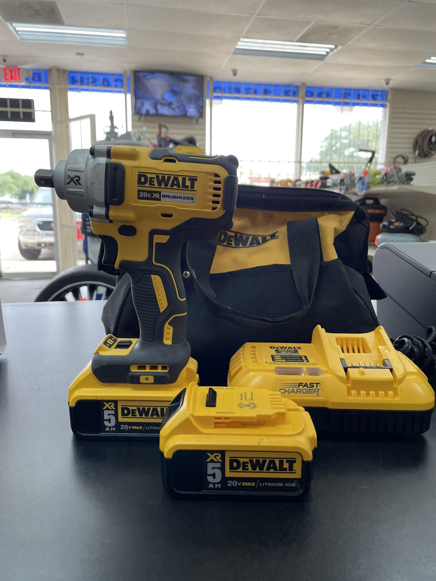 Dewalt Wrench 