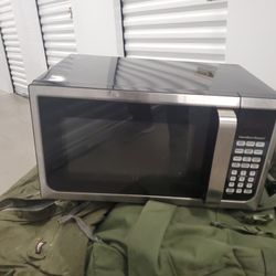 Hamilton Beach Microwave, 2020 Model