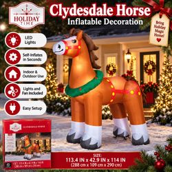 Giant Clydesdale Horse Christmas Inflatable – 9.5 FT Tall!