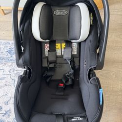 Graco SnugRide Snugfit DLX Infant Car seat