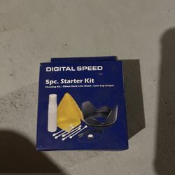 Brand New Digital Speed 5 piece Camera Cleaning Kit & Lens Cap Holder 