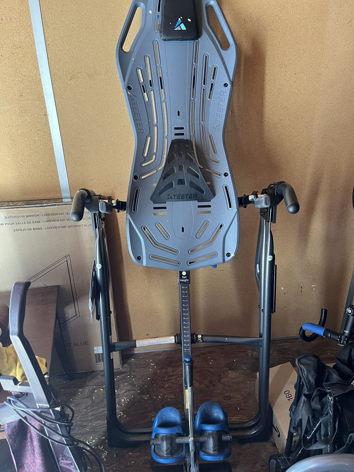 New Teeter Hang up FitSpine X3 Inversion Table