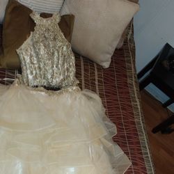 Gorgeous Sweet  16 Or Prom Dress  (Gold)