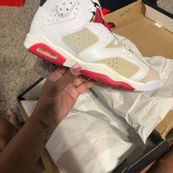 Jordan 6’s Grade School 6