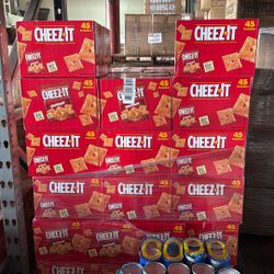 Cheez-it Snacks  In Bulk.