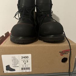 BRAND NEW RED WING BOOTS MODEL 2400