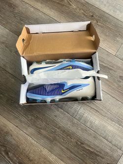 Nike Phantom 6 Low Elite FG Football Boots