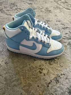 Air Jordan 1 Mid Baby Blue