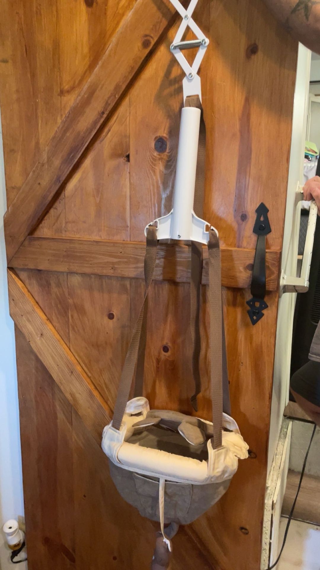 Kangaroo Door Jumper