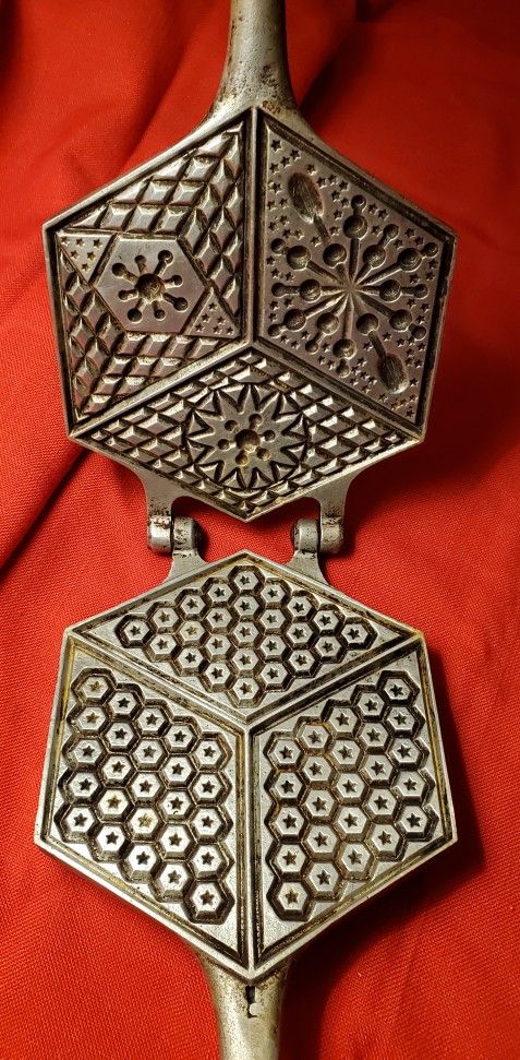 Vintage Berarducci Brothers 150WB Pizzelle Waffle Iron Cookie Press McKeesport