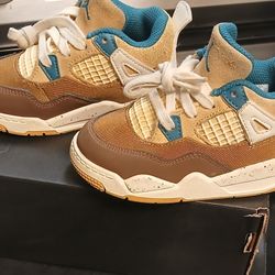 Brown, Light Brown And Green Jordan 4s Size 8c 