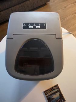 Portable Countertop Ice Maker Machine
