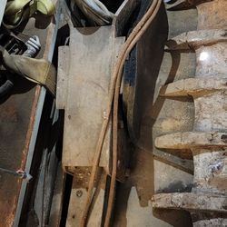 Brecket Para Bobcat E32