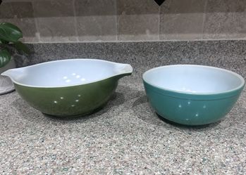Pyrex Bowl Lot 