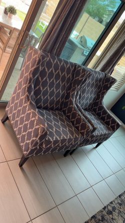Accent Chairs