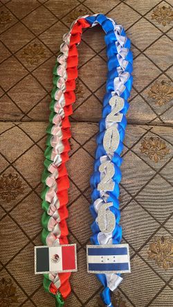 Graduation lei