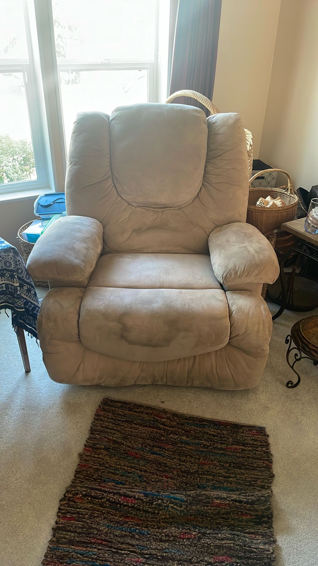 Free Recliner