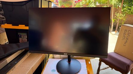 Acer XV272U 27” 1440p 144hz monitor