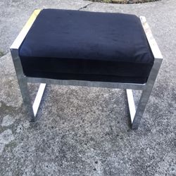 Vanity Seat 
