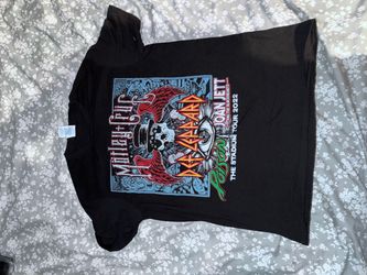 Motley Crue Def Leppard Poison Joan Jett 2022 Tour T-Shirt