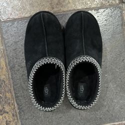 Men’s Black Uggs Size 10 