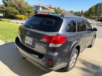 Subaru Outback PZEV Wagon