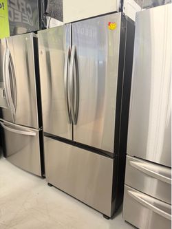 🌸 SPRING SALE 🌸 Samsung 32 Cu Ft Refrigerator Max Capacity Stainless Steel with Ice Maker
