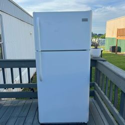 Refridgerator 