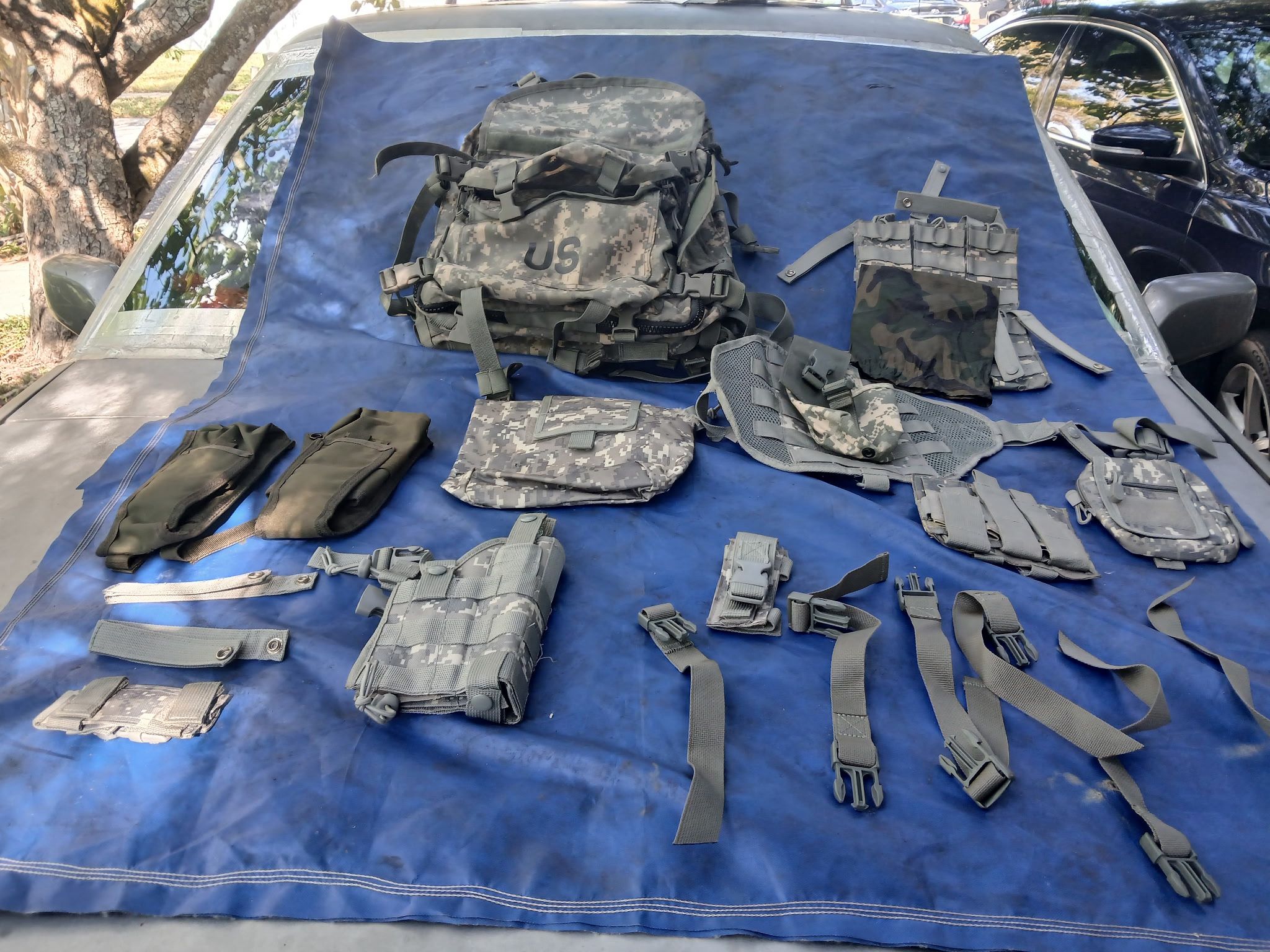      ARMY BACK PACK W AMMO POUCHES 