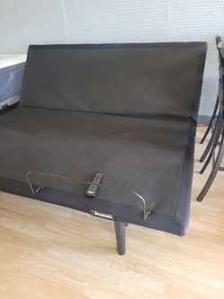 KING ADJUSTANLE BED
