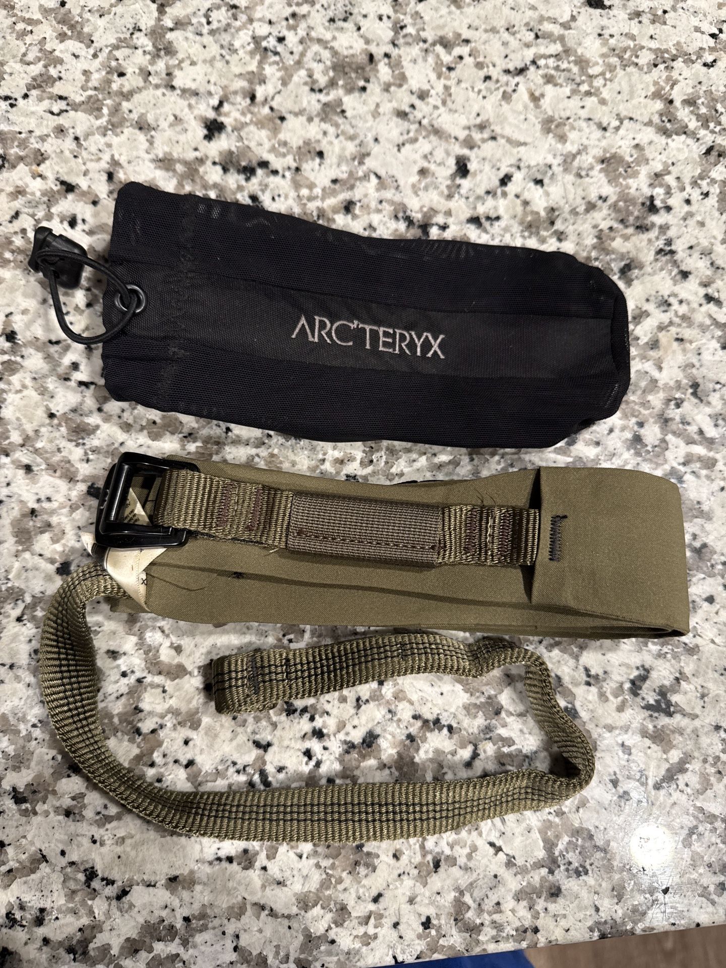 Arc’teryx Equipment Inc. Travel Restraint Belt